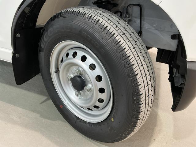 ハイゼットカーゴDX踏み間違い防止 Wエアバック セキュリティアラーム キーフリーシステム エコアイドル 車線逸脱警報 切替4WD オートハイビーム オートライト 運転席エアバッグ ABS コーナーセンサ(栃木県)の中古車