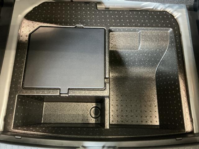 ロッキープレミアムG HEVバックカメラ付き 電動格納式ドアミラー 追従式クルーズコントロール 衝突被害軽減 盗難防止 衝突安全ボディ Dレコ アルミホイ−ル LEDライト ETC付 オートLED Sヒーター ナビTV(栃木県)の中古車