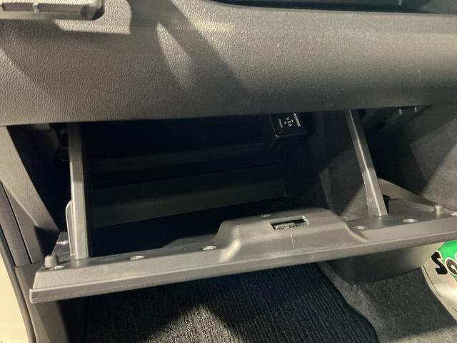 タントカスタムＸ　トップエディションリミテッドＳＡIII電動格納式ドアミラー　パノラマモニター　キーフリーシステム　ＬＥＤヘッド　オートハイビーム　オートライト　スマートキー　ベンチシート　メモリーナビ　衝突安全ボディ　アルミホイール（栃木県）の中古車