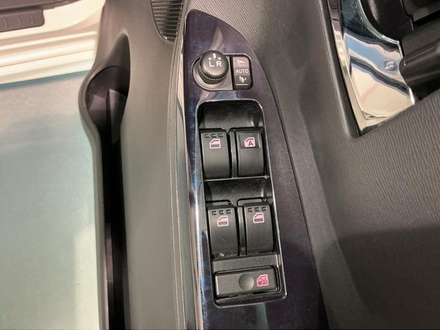 タントカスタムＸ　トップエディションリミテッドＳＡIII電動格納式ドアミラー　パノラマモニター　キーフリーシステム　ＬＥＤヘッド　オートハイビーム　オートライト　スマートキー　ベンチシート　メモリーナビ　衝突安全ボディ　アルミホイール（栃木県）の中古車