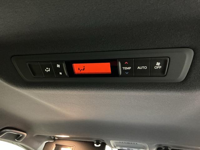 エスクァイアハイブリッドＧｉプレミアムパッケジブラックテーラードＬＥＤヘッドライト　フォグランプ　ドライブレコーダー　衝突被害軽減システム　バックカメラ　両側電動スライドドアアルミホイール（栃木県）の中古車