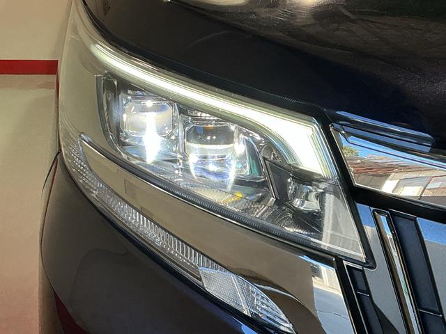 エスクァイアハイブリッドＧｉプレミアムパッケジブラックテーラードＬＥＤヘッドライト　フォグランプ　ドライブレコーダー　衝突被害軽減システム　バックカメラ　両側電動スライドドアアルミホイール（栃木県）の中古車