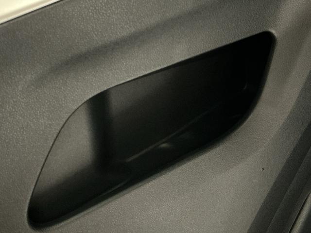 ロッキープレミアムＧ　ＨＥＶバックカメラ付き　電動格納式ドアミラー　追従式クルーズコントロール　衝突被害軽減　盗難防止　衝突安全ボディ　Ｄレコ　アルミホイル　ＬＥＤライト　ＥＴＣ付　オートＬＥＤ　Ｓヒーター（栃木県）の中古車