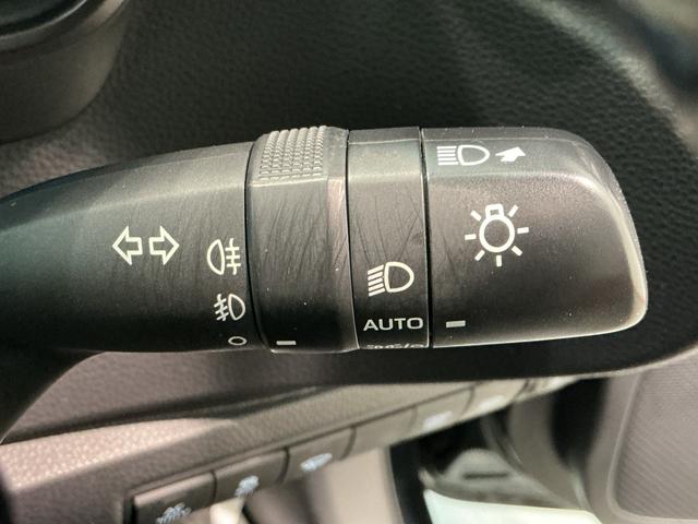 カローラツーリングハイブリッド　ダブルバイビー点検記録簿　ナビ・ＴＶ　エアバッグ　ＥＴＣ　ＡＢＳ　キーレス　アルミホイール　スマートキー＆プッシュスタート（栃木県）の中古車