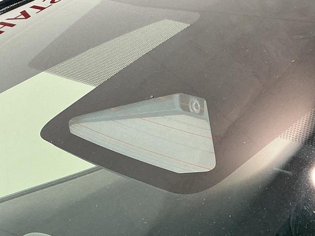 カローラツーリングハイブリッド　ダブルバイビー点検記録簿　ナビ・ＴＶ　エアバッグ　ＥＴＣ　ＡＢＳ　キーレス　アルミホイール　スマートキー＆プッシュスタート（栃木県）の中古車