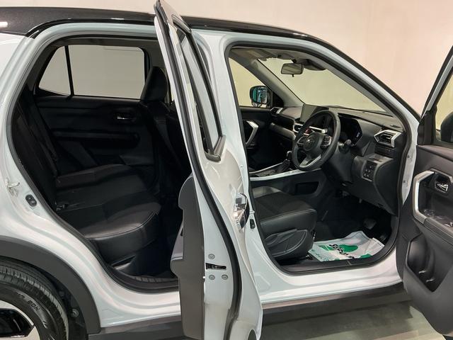 ロッキープレミアムＧ　ＨＥＶバックカメラ付き　電動格納式ドアミラー　衝突被害軽減　盗難防止　衝突安全ボディ　アルミホイル　ＬＥＤライト　オートＬＥＤ　Ｓヒーター　スマートキー　アイドリングストップ　キーフリー　ＴＶ（栃木県）の中古車