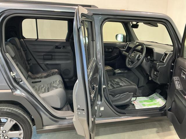 タフトＧターボ　ダーククロムベンチャー車線逸脱警報装置　衝突回避支援ブレーキ　シートヒータ　電動格納ドアミラー　安全ボディ　ＬＥＤ　ナビＴＶ　ムーンルーフ　Ａストップ　オートマチックハイビーム　ターボ車　ＥＴＣ車載器　セキュリティ（栃木県）の中古車