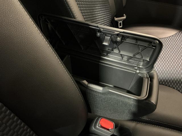 タントカスタムX衝突軽減ブレーキ リアコーナーセンサー 車線逸脱防止 アイドリングストップ機能 盗難警報装置 LED キーレスエントリー 前席シートヒーター オートLED 電動格納ミラー(栃木県)の中古車