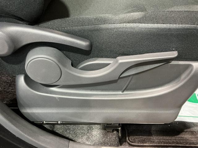 ムーヴキャンバスＸブラックインテリアリミテッド　ＳＡIIIナビ　パノラマモニター　セキュリティアラーム　横滑り防止装置　ドライブレコーダー　オートマチックハイビーム　両側パワースライドドア　電動格納ミラー　ベンチシート　アイドリングストップ　キーフリー（栃木県）の中古車