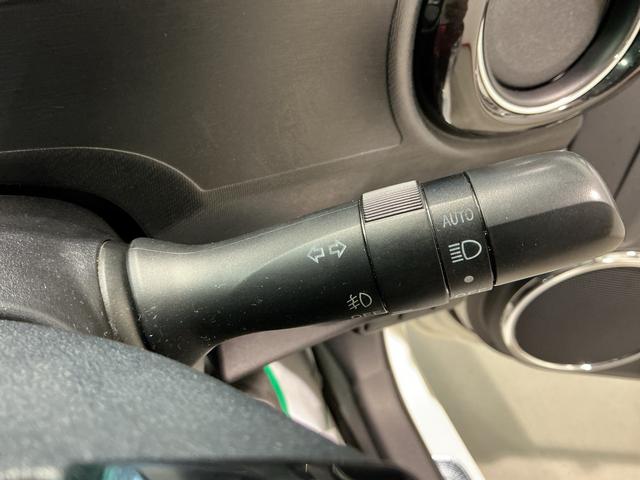 アクアＧ　Ｇ’ｓドラレコ付き　ＡＵＴＯライト　ＥＴＣ付き　盗難防止装置　キーレス　オートクルーズコントロール　スマートキープッシュスタート　運転席助手席エアバック　衝突安全ボディ　横滑防止　ナビＴＶ（栃木県）の中古車