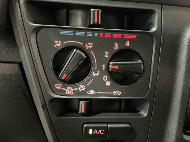 ハイゼットカーゴデッキバンＧキーレスエントリ　切替４ＷＤ　ＡＢＳ　運転席エアバッグ　オートハイビーム　オートライト　レーンキープアシスト　横滑り防止装置　エコアイドル　レーダーブレーキ　盗難防止システム　ＬＥＤ（栃木県）の中古車