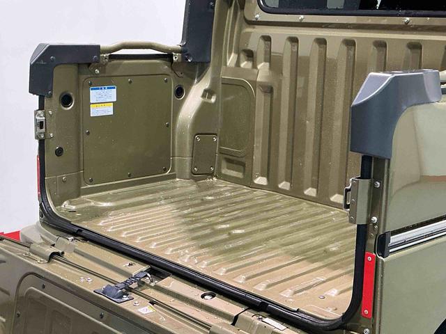 ハイゼットカーゴデッキバンＧキーレスエントリ　切替４ＷＤ　ＡＢＳ　運転席エアバッグ　オートハイビーム　オートライト　レーンキープアシスト　横滑り防止装置　エコアイドル　レーダーブレーキ　盗難防止システム　ＬＥＤ（栃木県）の中古車