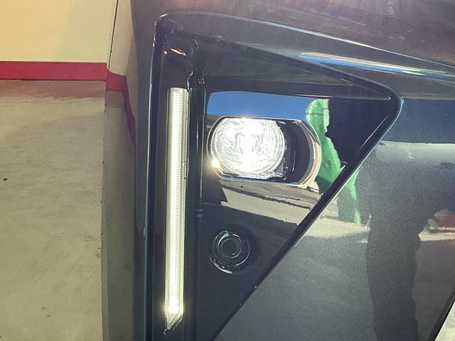 タントカスタムＸ衝突軽減ブレーキ　リアコーナーセンサー　車線逸脱防止　アイドリングストップ機能　盗難警報装置　ＬＥＤ　キーレスエントリー　前席シートヒーター　オートＬＥＤ　電動格納ミラー　スマキー（栃木県）の中古車