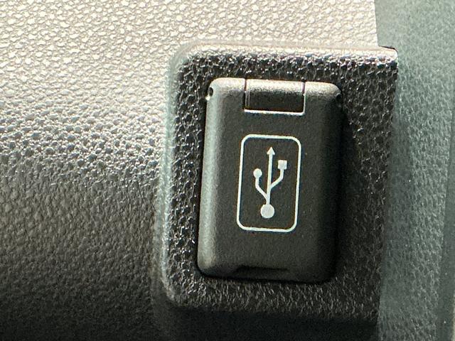 タントカスタムＸ衝突軽減ブレーキ　リアコーナーセンサー　車線逸脱防止　アイドリングストップ機能　バックカメラ　ナビＴＶ　盗難警報装置　ＬＥＤ　ワンオーナー　キーレスエントリー　前席シートヒーター　オートＬＥＤ（栃木県）の中古車