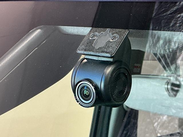 ムーヴキャンバスＧメイクアップリミテッド　ＳＡIIIＩＳＴＯＰ　電格ミラー　パノラマモニター　助手席エアバック　レーンキープ　ＬＥＤ　ナビＴＶ　オートＬＥＤ　プッシュスタートスマートキー　横滑り防止システム　キーレスエントリー　ドラレコ（栃木県）の中古車