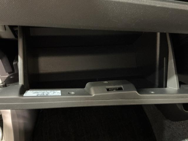 ムーヴカスタム　Ｘ定期点検記録簿　オートミラー　助手席エアバック　盗難防止　ＬＥＤランプ　運転席エアバッグ　ベンチ席　キーフリー　スマートキー＆プッシュスタート　ＡＢＳ　横滑り防止システム　衝突安全ボディ（栃木県）の中古車