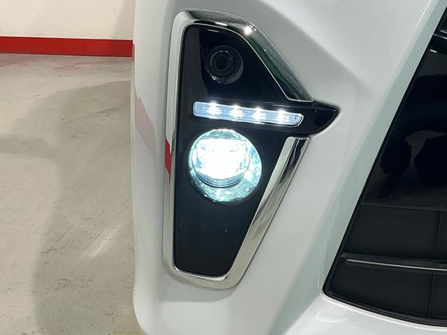 タントカスタムＸ衝突軽減ブレーキ　リアコーナーセンサー　車線逸脱防止　スライドドア　アイドリングストップ機能　Ｂカメラ　ＴＶ　盗難警報装置　ＬＥＤ　キーレスエントリー　前席シートヒーター　オートＬＥＤ（栃木県）の中古車