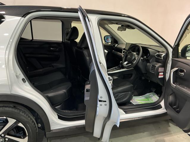 ロッキープレミアムＧ　ＨＥＶ大画面ディスプレイオーディオ　バックカメラ　スマートアシスト　ソナーセンサー　ＬＥＤヘッドライト　純正アルミホイール　キーフリーシステム　シートヒーター（栃木県）の中古車