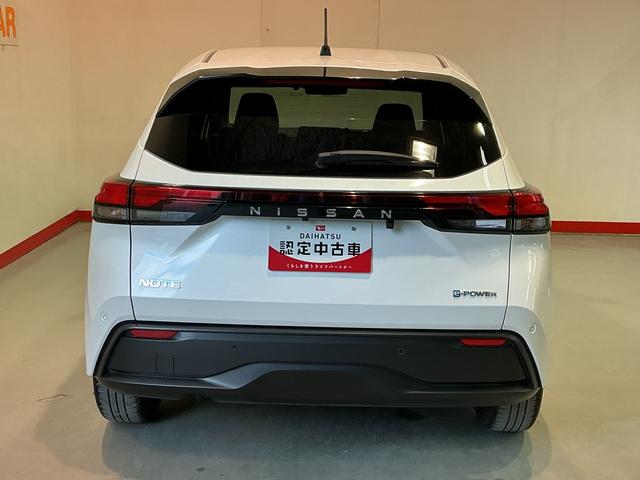 ノートSスマキー ETC車載器 ナビTV付き リモコンキー ABS エアバッグ 電格ミラー 横滑り防止機能 LEDライト イモビライザー Bカメ メモリーナビ 衝突安全ボディ(栃木県)の中古車