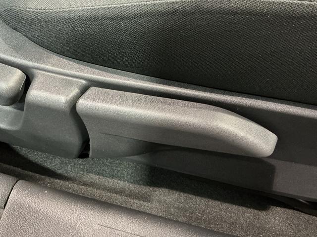 ノートSスマキー ETC車載器 ナビTV付き リモコンキー ABS エアバッグ 電格ミラー 横滑り防止機能 LEDライト イモビライザー Bカメ メモリーナビ 衝突安全ボディ(栃木県)の中古車