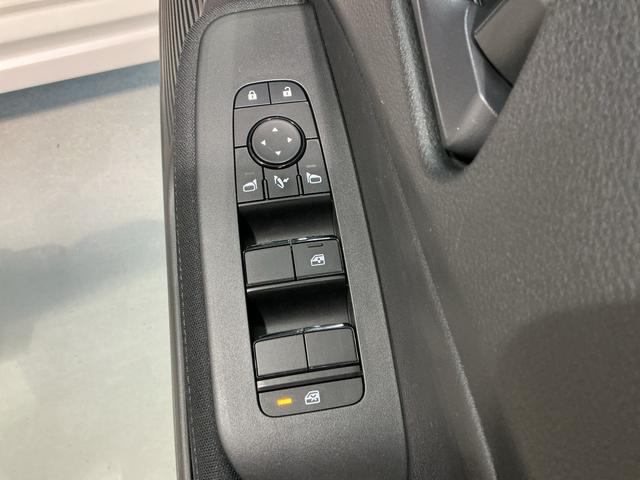 ノートSスマキー ETC車載器 ナビTV付き リモコンキー ABS エアバッグ 電格ミラー 横滑り防止機能 LEDライト イモビライザー Bカメ メモリーナビ 衝突安全ボディ(栃木県)の中古車