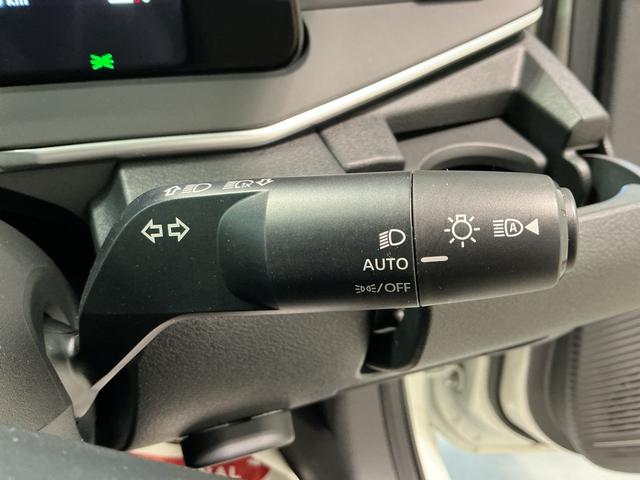 ノートSスマキー ETC車載器 ナビTV付き リモコンキー ABS エアバッグ 電格ミラー 横滑り防止機能 LEDライト イモビライザー Bカメ メモリーナビ 衝突安全ボディ(栃木県)の中古車