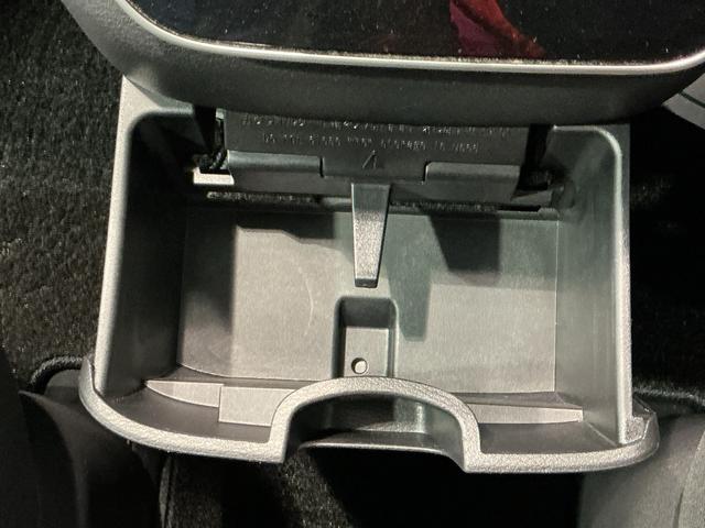 セレナハイウェイスターＶタバコ臭あり　アラウンドビュ−　アルミ　衝突被害軽減　Ｗエアコン　エアバッグ　両側オートスライドドア　インテリジェントキー　メモリーナビ　ナビＴＶ　ドラレコ　Ｗエアバッグ　電格ミラー（栃木県）の中古車