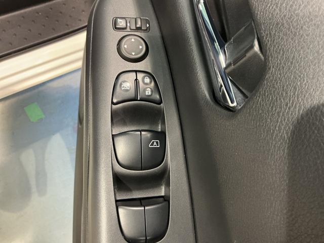 セレナハイウェイスターＶタバコ臭あり　アラウンドビュ−　アルミ　衝突被害軽減　Ｗエアコン　エアバッグ　両側オートスライドドア　インテリジェントキー　メモリーナビ　ナビＴＶ　ドラレコ　Ｗエアバッグ　電格ミラー（栃木県）の中古車