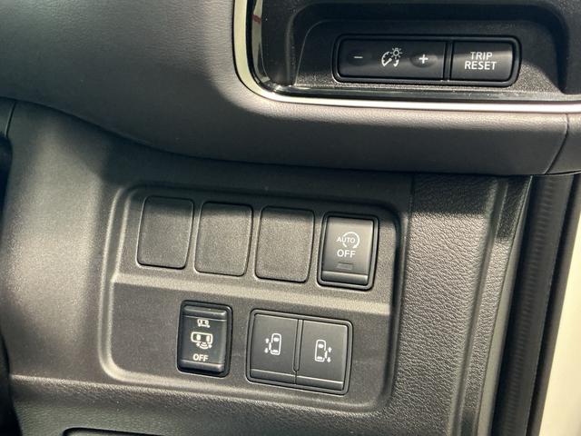 セレナハイウェイスターＶタバコ臭あり　アラウンドビュ−　アルミ　衝突被害軽減　Ｗエアコン　エアバッグ　両側オートスライドドア　インテリジェントキー　メモリーナビ　ナビＴＶ　ドラレコ　Ｗエアバッグ　電格ミラー（栃木県）の中古車