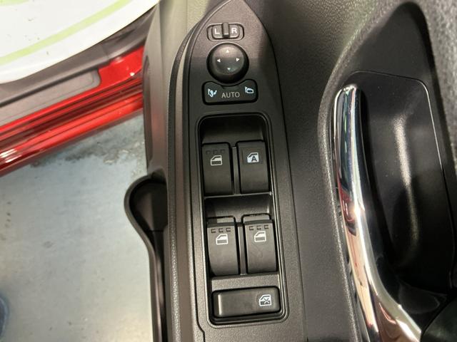 タントカスタムX衝突軽減ブレーキ リアコーナーセンサー 車線逸脱防止 アイドリングストップ機能 盗難警報装置 LED キーレスエントリー 前席シートヒーター オートLED 電動格納ミラー スマキー(栃木県)の中古車