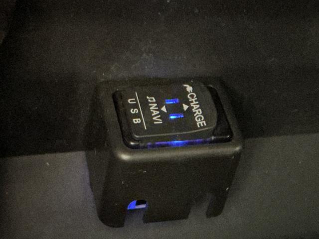 ハイゼットカーゴクルーズＳＡIIIアイドルストップ　デュアルエアバッグ　メモリーナビ　オートハイビーム　ドラレコ　ナビＴＶ　両側スライド　パートタイム４ＷＤ　キ−レス　ワンオーナー　横滑り防止　エアバック　ＡＢＳ　バックソナー（栃木県）の中古車