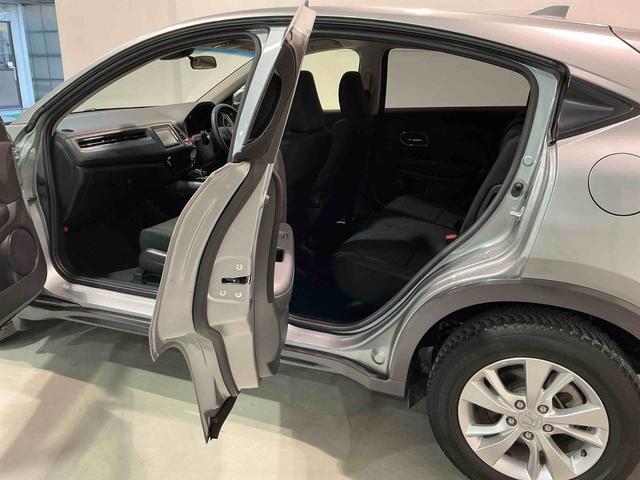 ヴェゼルハイブリッドＸリヤカメラ　アルミ　Ａクルーズ　セキュリティアラーム　ＶＳＡ　ナビＴＶ　スマートキ　衝突安全ボディ　ＬＥＤライト　Ａライト　Ｗエアバッグ　ＡＢＳ付　電動格納ドアミラー　メモリナビ（栃木県）の中古車