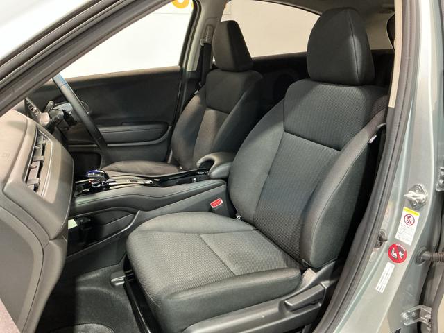 ヴェゼルハイブリッドＸリヤカメラ　アルミ　Ａクルーズ　セキュリティアラーム　ＶＳＡ　ナビＴＶ　スマートキ　衝突安全ボディ　ＬＥＤライト　Ａライト　Ｗエアバッグ　ＡＢＳ付　電動格納ドアミラー　メモリナビ（栃木県）の中古車