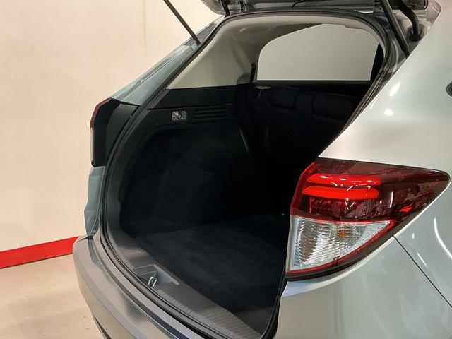 ヴェゼルハイブリッドＸリヤカメラ　アルミ　Ａクルーズ　セキュリティアラーム　ＶＳＡ　ナビＴＶ　スマートキ　衝突安全ボディ　ＬＥＤライト　Ａライト　Ｗエアバッグ　ＡＢＳ付　電動格納ドアミラー　メモリナビ（栃木県）の中古車