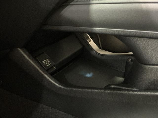 ヴェゼルハイブリッドＸリヤカメラ　アルミ　Ａクルーズ　セキュリティアラーム　ＶＳＡ　ナビＴＶ　スマートキ　衝突安全ボディ　ＬＥＤライト　Ａライト　Ｗエアバッグ　ＡＢＳ付　電動格納ドアミラー　メモリナビ（栃木県）の中古車