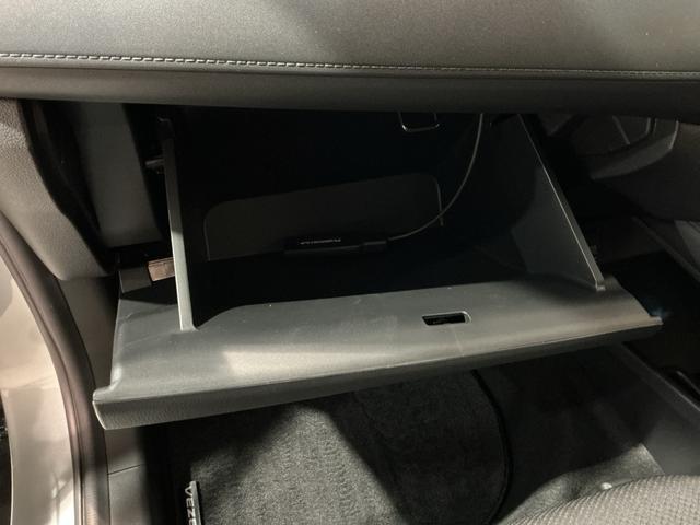 ヴェゼルハイブリッドＸリヤカメラ　アルミ　Ａクルーズ　セキュリティアラーム　ＶＳＡ　ナビＴＶ　スマートキ　衝突安全ボディ　ＬＥＤライト　Ａライト　Ｗエアバッグ　ＡＢＳ付　電動格納ドアミラー　メモリナビ（栃木県）の中古車