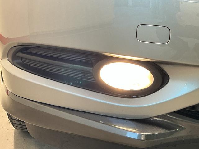 ヴェゼルハイブリッドＸリヤカメラ　アルミ　Ａクルーズ　セキュリティアラーム　ＶＳＡ　ナビＴＶ　スマートキ　衝突安全ボディ　ＬＥＤライト　Ａライト　Ｗエアバッグ　ＡＢＳ付　電動格納ドアミラー　メモリナビ（栃木県）の中古車