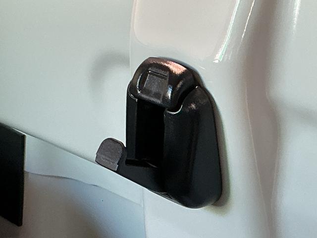 ハイゼットトラックスタンダード　農用スペシャルレーンキープアシスト　ソナー　助手席エアバック　誤発進抑制機能　禁煙　オートハイビーム　ＰＳ　エアコン付　衝突安全ボディ　運転席エアバック　横滑り防止　アイドリングストップ　ＡＢＳ（栃木県）の中古車