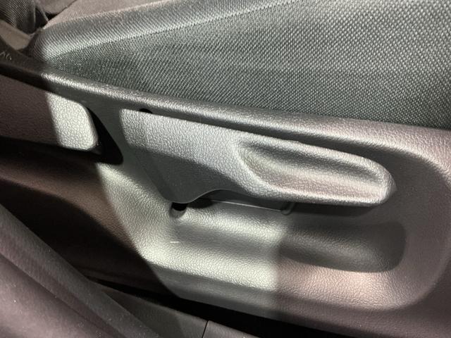 ヤリスハイブリッドＧナビゲーションシステム　　バックカメラ　ソナーセンサー　ＥＶ切り替え　ＬＥＤヘッドライト　電動格納ドアミラー　クルーズコントロール（栃木県）の中古車