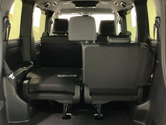 エスクァイアハイブリッドＧｉプレミアムパッケジブラックテーラード誤発進抑制機能　電動格納ミラー　前後ソナー　アイドリングストップ　Ｂカメラ　スマートキー　ナビ＆ＴＶ　イモビライザー　オートライト　前席シートヒーター　ＬＥＤランプ　ＥＴＣ車載器　クルーズコントロール（栃木県）の中古車