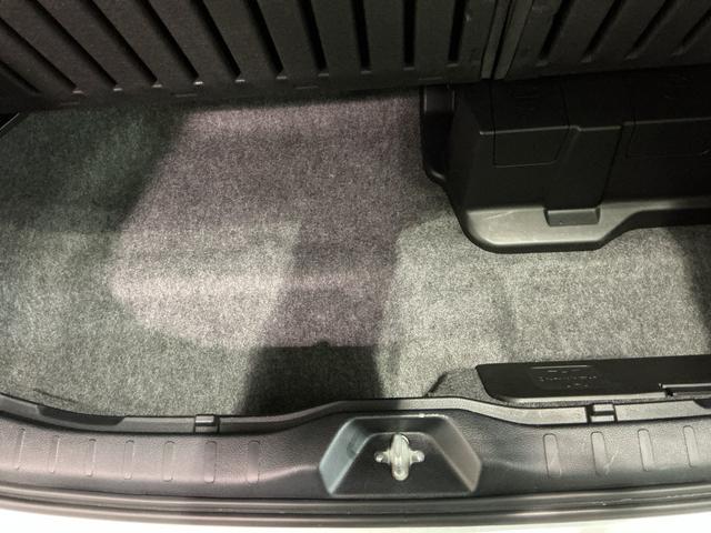 エスクァイアハイブリッドＧｉプレミアムパッケジブラックテーラード誤発進抑制機能　電動格納ミラー　前後ソナー　アイドリングストップ　Ｂカメラ　スマートキー　ナビ＆ＴＶ　イモビライザー　オートライト　前席シートヒーター　ＬＥＤランプ　ＥＴＣ車載器　クルーズコントロール（栃木県）の中古車