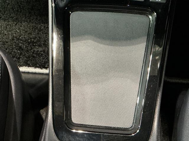 エスクァイアハイブリッドＧｉプレミアムパッケジブラックテーラード誤発進抑制機能　電動格納ミラー　前後ソナー　アイドリングストップ　Ｂカメラ　スマートキー　ナビ＆ＴＶ　イモビライザー　オートライト　前席シートヒーター　ＬＥＤランプ　ＥＴＣ車載器　クルーズコントロール（栃木県）の中古車