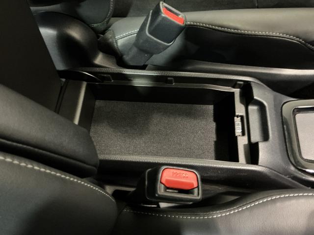 エスクァイアハイブリッドＧｉプレミアムパッケジブラックテーラード誤発進抑制機能　電動格納ミラー　前後ソナー　アイドリングストップ　Ｂカメラ　スマートキー　ナビ＆ＴＶ　イモビライザー　オートライト　前席シートヒーター　ＬＥＤランプ　ＥＴＣ車載器　クルーズコントロール（栃木県）の中古車