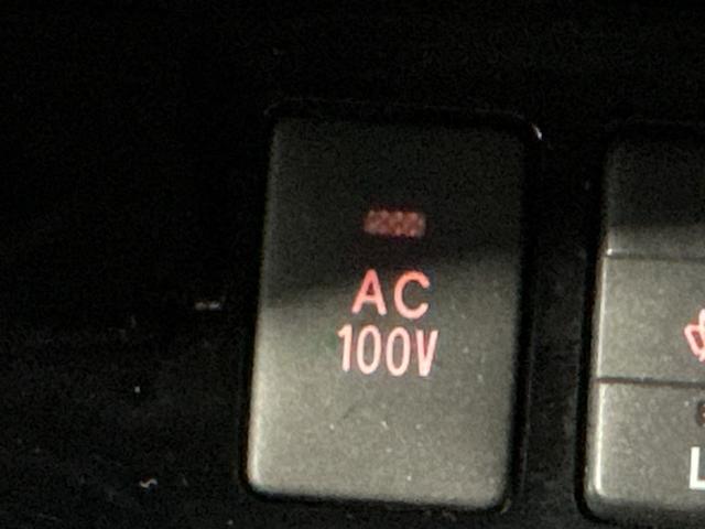 エスクァイアハイブリッドＧｉプレミアムパッケジブラックテーラード誤発進抑制機能　電動格納ミラー　前後ソナー　アイドリングストップ　Ｂカメラ　スマートキー　ナビ＆ＴＶ　イモビライザー　オートライト　前席シートヒーター　ＬＥＤランプ　ＥＴＣ車載器　クルーズコントロール（栃木県）の中古車