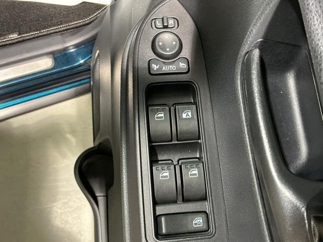 タントファンクロス衝突軽減　フルタイム４ＷＤ　車線逸脱警報　前席シートヒーター　ＴＶ　バックモニター　電格ミラー　ＬＥＤヘッド　ベンチシート　オートハイビーム　キーフリー　盗難防止システム　スマートキー　オートライト（栃木県）の中古車