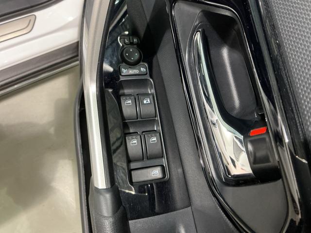 ロッキープレミアムパノラマモニター対応 ナビゲーションシステム アダプティブクルーズコントロール 衝突被害軽減ブレーキ シートヒータ クリアランスソナー キーフリーシステム アルミホイール ETC車載器(栃木県)の中古車