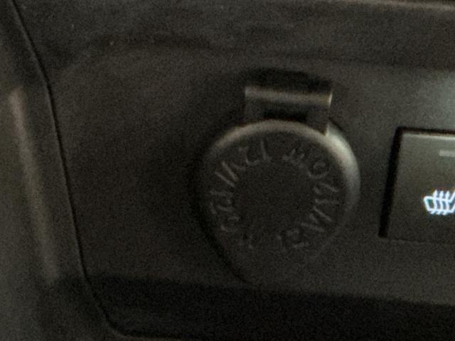 ロッキープレミアムパノラマモニター対応 ナビゲーションシステム アダプティブクルーズコントロール 衝突被害軽減ブレーキ シートヒータ クリアランスソナー キーフリーシステム アルミホイール ETC車載器(栃木県)の中古車