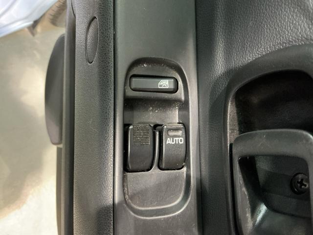 ハイゼットカーゴＤＸ　ＳＡIII横滑防止装置　ＬＥＤヘッドライト　ＥＴＣ車載器　切替４ＷＤ　盗難防止装置　ＳＲＳ　記録簿　ＡＢＳ　両席エアバック　衝突安全ボディ　アイドリングストップ機能　キーレス付き　車線逸脱（栃木県）の中古車