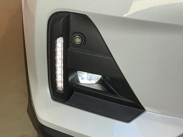 ロッキープレミアムイモビライザー　ターボ車　ＡＣＣ　アルミ　シートＨ　ナビＴＶ　ＬＥＤヘッドライト　ワンオーナー　メモリーナビ　レーンアシスト　キーフリー　オートマチックハイビーム　ＥＴＣ　スマ−トキ−（栃木県）の中古車