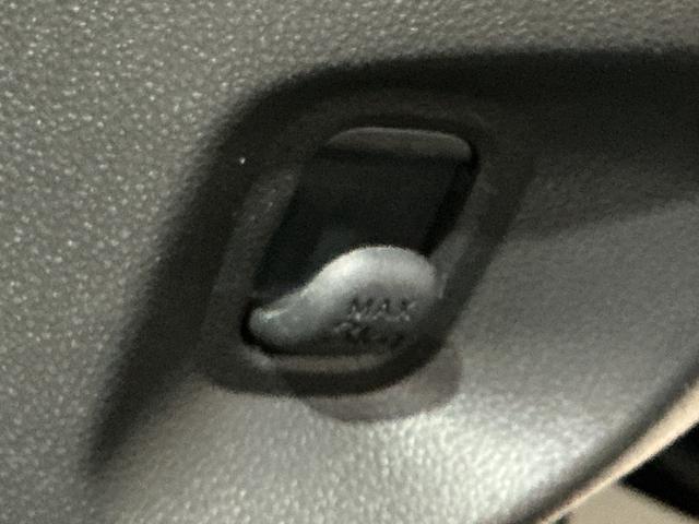 ムーヴキャンバスＧメイクアップＶＳ　ＳＡIIIナビ　パノラマモニター　ｉ−ｓｔｏｐ　プッシュスタートスマートキー　追突被害軽減ブレーキ　盗難防止アラーム　エアバック　ＬＥＤ　キーフリー　横滑り防止装置　電動格納ミラー（栃木県）の中古車